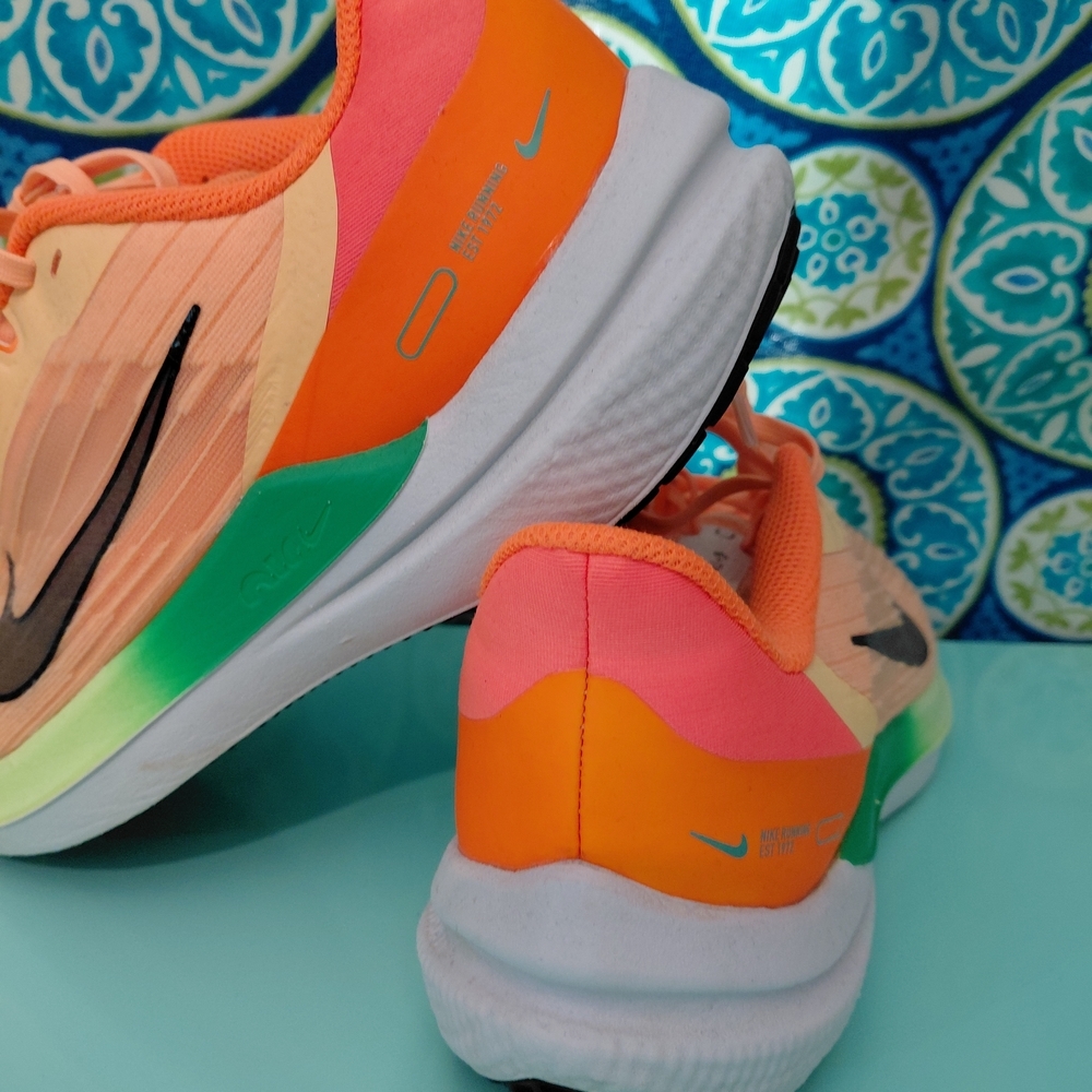 Nike Vibrant Breathable Orange and Green Sneakers - Picture 4 of 7